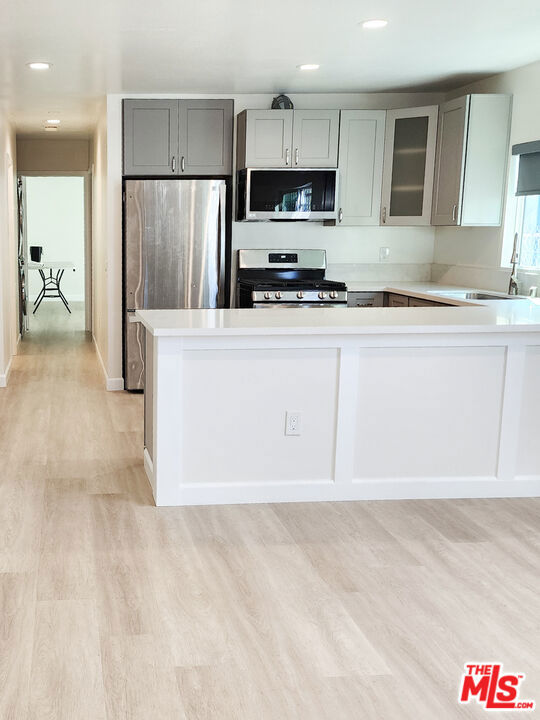 1342 S Bronson Avenue, Los Angeles CA: https://media.crmls.org/mediaz/3ebee261-cb32-4cc6-96fe-7a624f3f942b.jpg