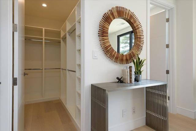 1025 Continental Drive, Menlo Park CA: https://media.crmls.org/mediaz/3ebf3268-2680-4244-b5cd-fb86a1da5374.jpg