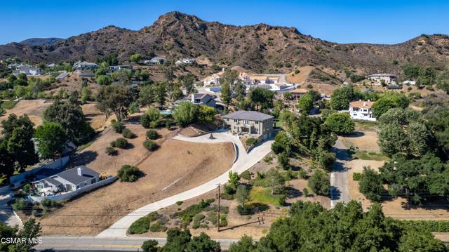 29677 Mulholland Highway, Agoura Hills CA: https://media.crmls.org/mediaz/3ebf45b0-334a-4cef-9c32-0eb44c1086e5.jpg