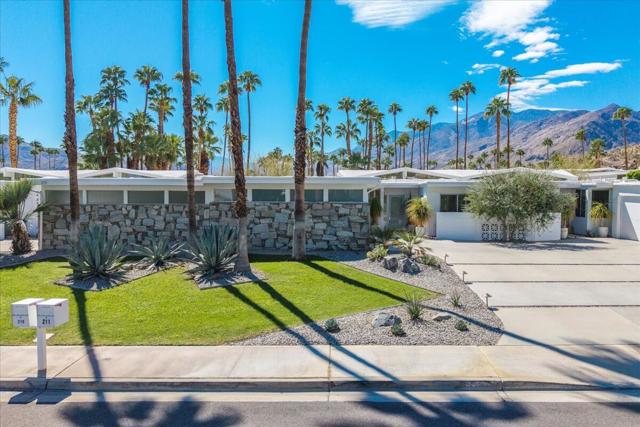 211 E Canyon Vista Drive, Palm Springs CA: https://media.crmls.org/mediaz/3ebfd44f-fcbe-491d-9ce3-a8ea979f62e9.jpg