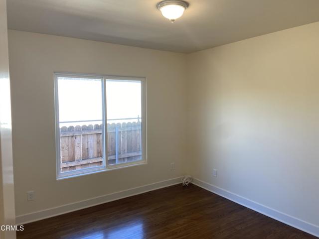 Detail Gallery Image 9 of 11 For 621 S F St, Oxnard,  CA 93030 - 2 Beds | 1 Baths