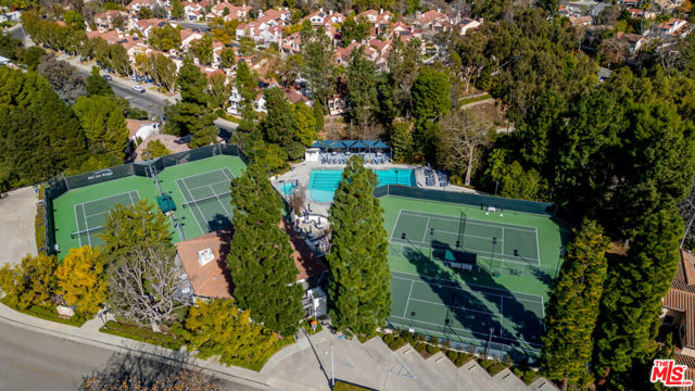 2771 Claray Drive, Los Angeles CA: https://media.crmls.org/mediaz/3ec3a572-4e86-418b-b843-fe83ed95dd9d.jpg