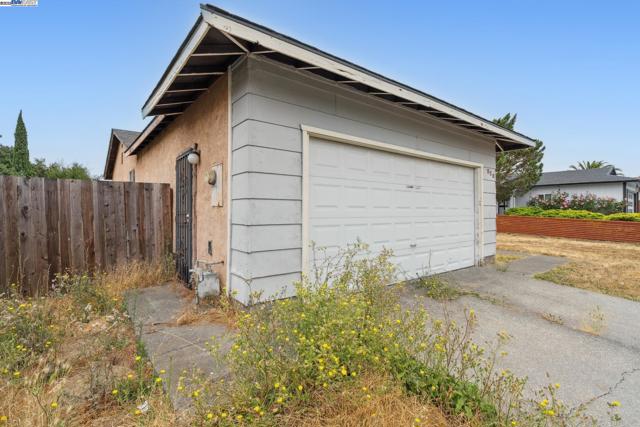 220 PEMBROKE DRIVE, Vallejo CA: https://media.crmls.org/mediaz/3ec3ca25-3a4c-4073-b22b-15bb32d17f60.jpg