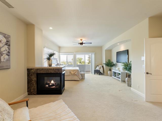 2535 San Clemente Avenue, Vista CA: https://media.crmls.org/mediaz/3ec44224-5b47-4457-80ef-eb6a50be9ab5.jpg