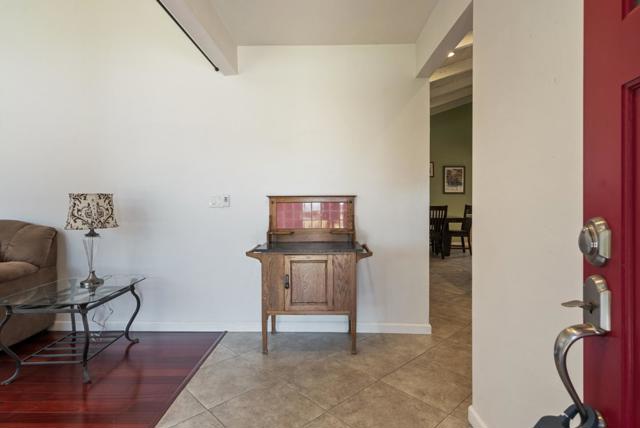 141 Holliday Drive, Hollister CA: https://media.crmls.org/mediaz/3ec46df3-65c3-4731-b760-326768338fab.jpg
