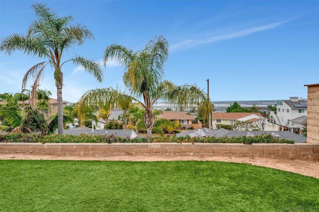2238 Tokalon St, San Diego CA: https://media.crmls.org/mediaz/3ec58510-6c02-4b2b-ab01-c88ed426ffce.jpg