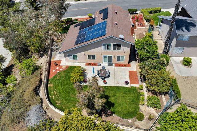 9959 Riverhead Dr, San Diego CA: https://media.crmls.org/mediaz/3eca36db-8325-4324-ae9a-7d43054661c0.jpg