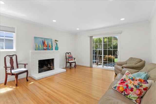 1105 Kentwood Avenue, Cupertino CA: https://media.crmls.org/mediaz/3eca52be-348d-4b83-9f00-2096545dd884.jpg