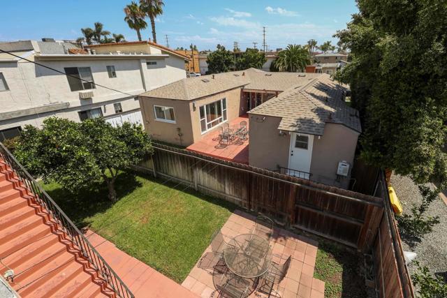 4662 4664 Bancroft, San Diego CA: https://media.crmls.org/mediaz/3ecad20f-952b-47c0-bf7f-c57bbb10b8ab.jpg