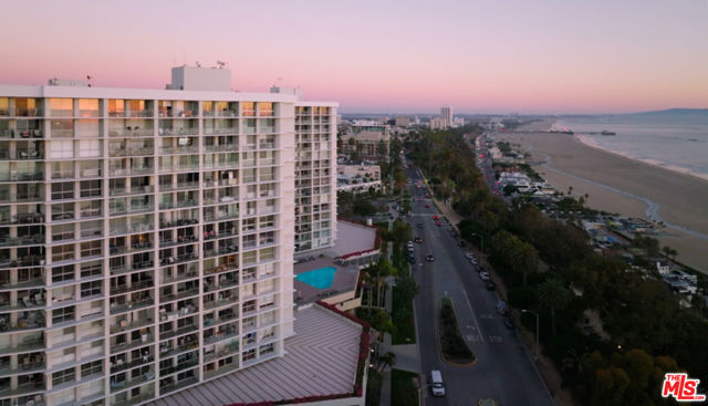 201 Ocean Avenue, Santa Monica CA: https://media.crmls.org/mediaz/3ecb3883-d59d-41e7-bf66-824cd38f9524.jpg