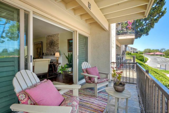 17476 Plaza Cerado, San Diego CA: https://media.crmls.org/mediaz/3ecb3c8d-1d09-4d14-ab56-c2225869a789.jpg
