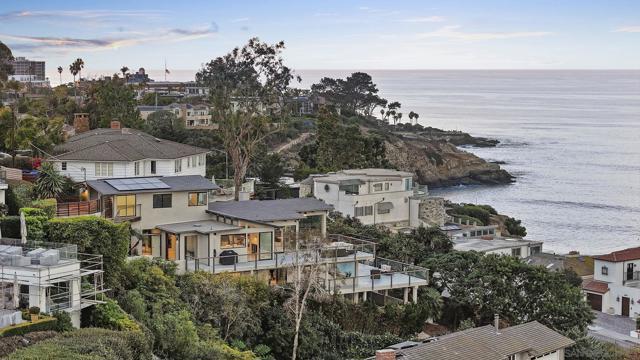 1640 Ludington Lane, La Jolla, California 92037, 4 Bedrooms Bedrooms, ,4 BathroomsBathrooms,Single Family Residence,For Sale,Ludington Lane,250020148SD