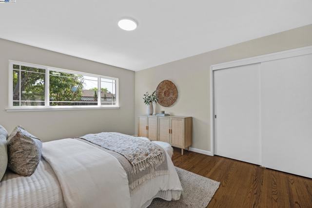 5266 Troy Ave, Fremont CA: https://media.crmls.org/mediaz/3ecd122f-0abf-46e9-9c8f-8595a6e9c474.jpg