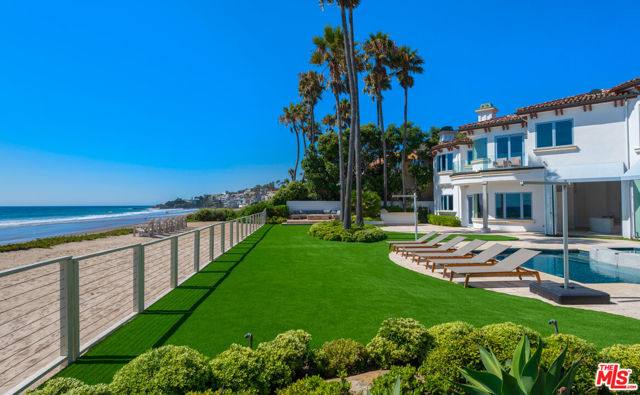 31272 Broad Beach Road, Malibu CA: https://media.crmls.org/mediaz/3ece0af5-26db-4640-ad51-fd53e369d2d7.jpg