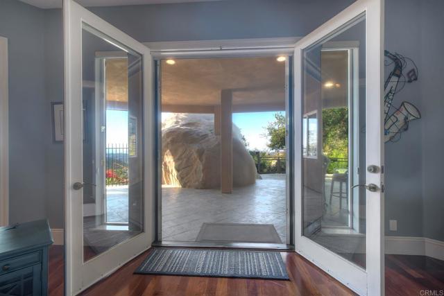 Detail Gallery Image 41 of 68 For 28521 Gladstone Ct, Escondido,  CA 92026 - 3 Beds | 3/1 Baths