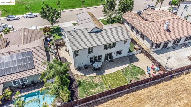 583 Sawgrass Way, Oakley CA: https://media.crmls.org/mediaz/3ece2615-4ddf-4850-baae-85b02369087f.jpg