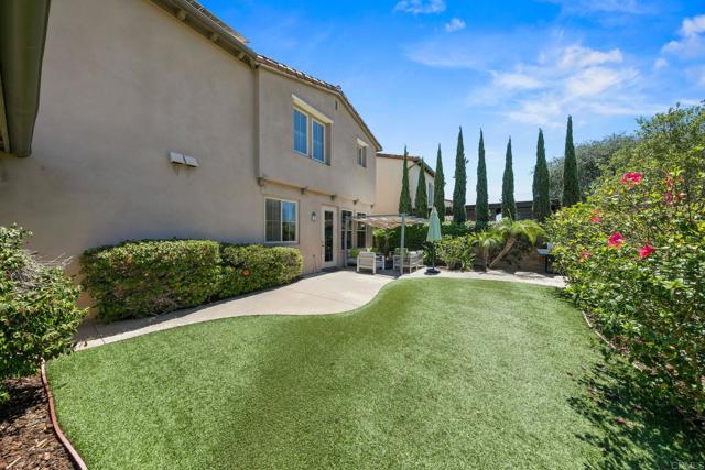 Detail Gallery Image 1 of 1 For 14586 Luna Media, San Diego,  CA 92127 - 4 Beds | 5 Baths