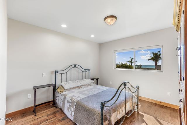 Detail Gallery Image 24 of 47 For 7035 Oxnard Ave, Ventura,  CA 93001 - 2 Beds | 2 Baths