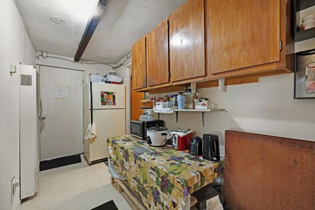 1549 Jupiter Way, Milpitas CA: https://media.crmls.org/mediaz/3ecf5078-1292-438e-9b72-7df33ba34aac.jpg