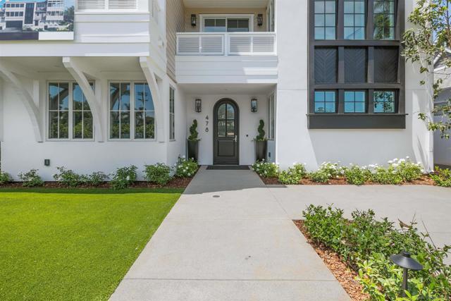 478 Orange Ave, Coronado CA: https://media.crmls.org/mediaz/3ecfdf99-f1f7-4c4d-8544-1bcde09908e6.jpg