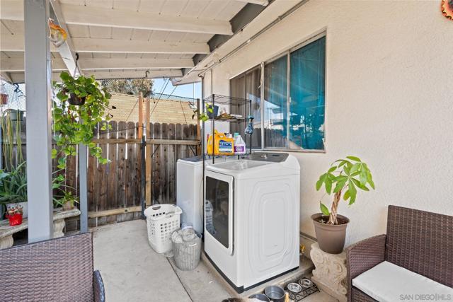 6821 23 Mohawk St, San Diego CA: https://media.crmls.org/mediaz/3ed11943-a6e4-431f-98e5-c040d0880649.jpg