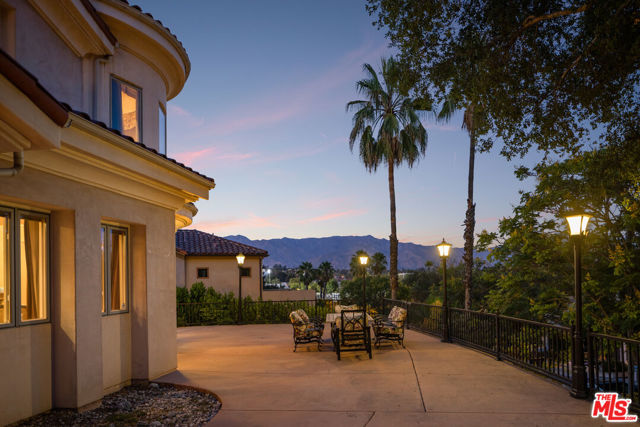 868 Braewood Court, South Pasadena CA: https://media.crmls.org/mediaz/3ed15d04-8c34-4c9e-a2e0-16bedb1f50bc.jpg