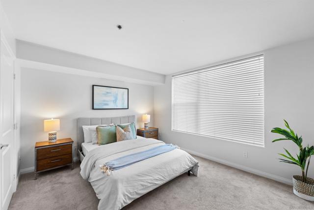 Image 24 of 38 For 924 Hornblend St 311