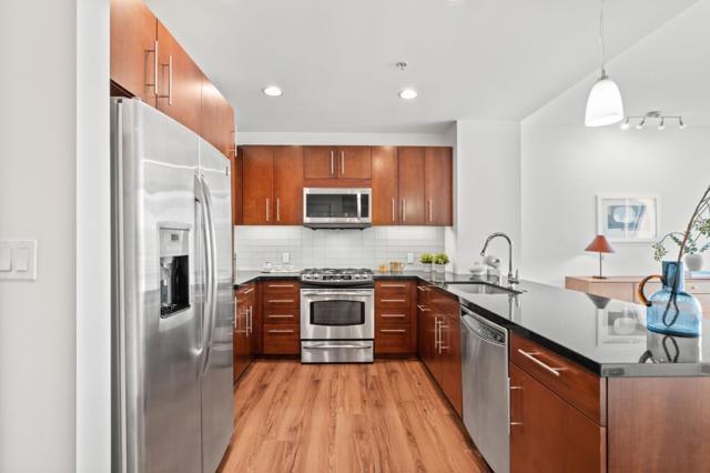 325 Berry Street, San Francisco CA: https://media.crmls.org/mediaz/3ed17e68-1cfb-4237-8fde-5bd21e2b0d5f.jpg