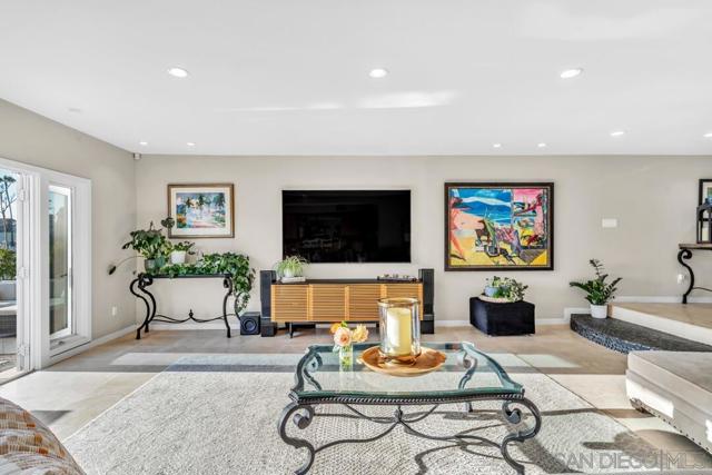 36 Admiralty Cross, Coronado CA: https://media.crmls.org/mediaz/3ed2ddd0-b9b2-4401-895d-f9182c1a46a6.jpg