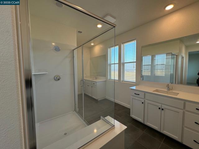 4786 Cantrell Dr, Folsom CA: https://media.crmls.org/mediaz/3ed36686-bd56-49e0-94d6-032f99e36817.jpg