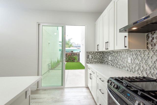 154 ELDER AVE, Imperial Beach CA: https://media.crmls.org/mediaz/3ed38c2c-adf9-4f01-bbf5-8a3884816934.jpg