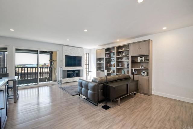 Detail Gallery Image 20 of 45 For 2144 Caminito Del Barco, Del Mar,  CA 92014 - 2 Beds | 2 Baths