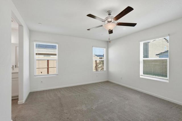 1740 Columbia Drive, Los Banos CA: https://media.crmls.org/mediaz/3ed4b8e4-2911-4cf7-b430-3027d4631863.jpg