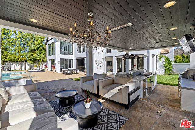 3801 Prado Del Trigo, Calabasas CA: https://media.crmls.org/mediaz/3ed5ccae-4ec4-40bf-9b5a-dd52de0a7cb8.jpg