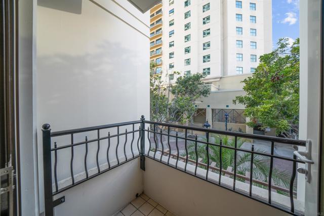 Image 21 of 64 For 700 Harbor Drive  Th5