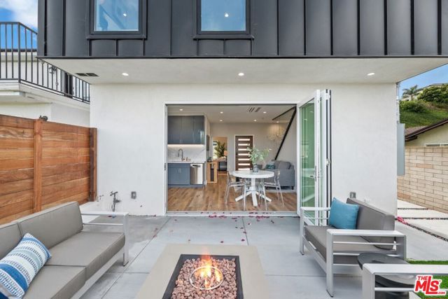 5830 Desert View Drive, La Jolla CA: https://media.crmls.org/mediaz/3ed6f4cc-4ab3-4fe5-aee9-4a9146b2f33e.jpg