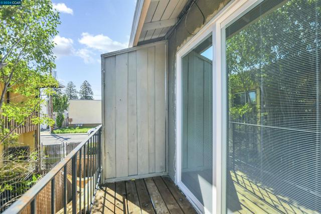 Image 30 of 37 For 2236 Hillsborough Ct