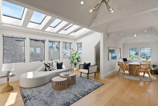 2853 Broderick Street, San Francisco CA: https://media.crmls.org/mediaz/3ed9004e-3b14-4149-9530-048bc6a7d5a4.jpg