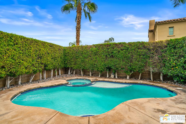 1426 Yermo Drive, Palm Springs CA: https://media.crmls.org/mediaz/3ed9701c-2dcc-4b2d-86ea-08bcda63c1ad.jpg