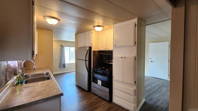 Detail Gallery Image 4 of 12 For 402 63rd St #113,  San Diego,  CA 92114 - 2 Beds | 1 Baths