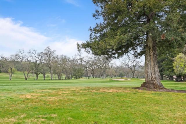 42 Fairways Drive, Napa CA: https://media.crmls.org/mediaz/3eda3d71-d690-4c82-aa9d-f366e2d07b40.jpg
