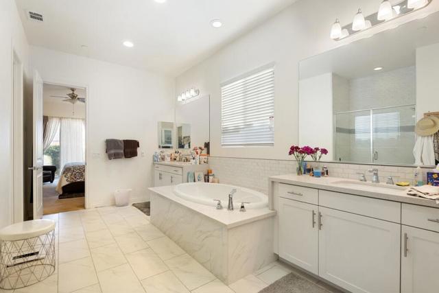 4553 Via Veneto, Palm Desert CA: https://media.crmls.org/mediaz/3eda4327-6524-418b-b92f-b4d31aaf4942.jpg