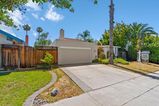 6326 Pearlroth Drive, San Jose CA: https://media.crmls.org/mediaz/3edaaa93-de98-45b9-8a50-2136002ee27f.jpg