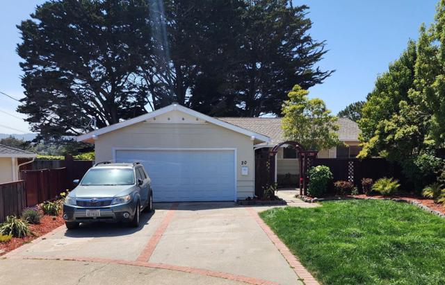 20 Tioga Way, Belmont CA: https://media.crmls.org/mediaz/3edabb2b-8321-41cd-ad31-c701d14f6ceb.jpg