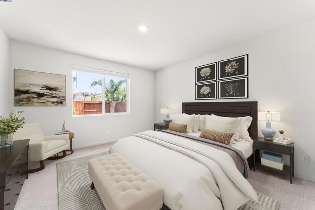 323 Sacramento St, Lathrop CA: https://media.crmls.org/mediaz/3edb0a09-38d1-4726-a865-2309b498e72b.jpg