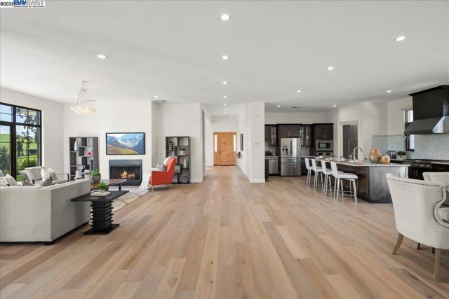 5388 Doolan Rd, Livermore CA: https://media.crmls.org/mediaz/3edc982d-52a1-49d2-8ed2-2b8a6cdf4d24.jpg