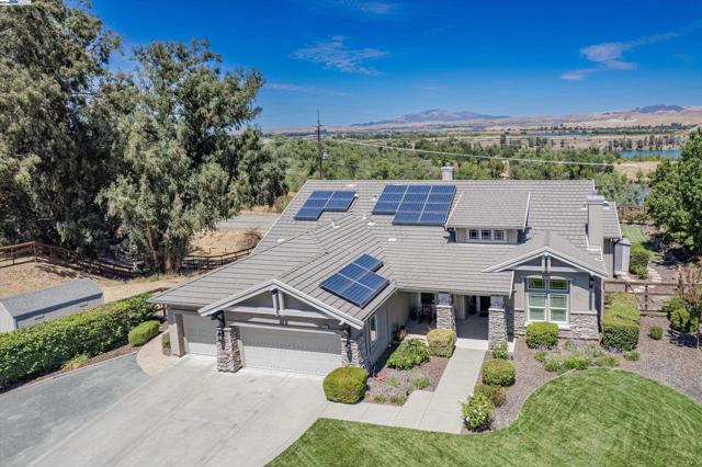 Image 3 of 60 For 2531 Leona Pl