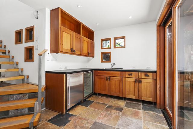 2619 Montclair Street, San Diego CA: https://media.crmls.org/mediaz/3edfc29b-3775-40a0-a25a-c8dcae57a97b.jpg