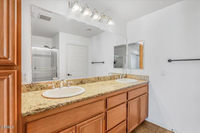 Detail Gallery Image 15 of 39 For 259 Riverdale Ct #263,  Camarillo,  CA 93012 - 2 Beds | 2 Baths