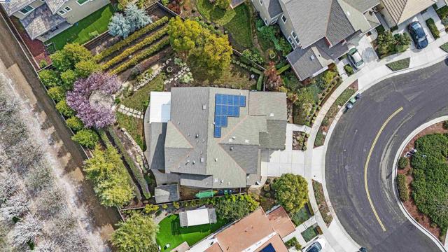 3838 Santa Fe Lane, Tracy CA: https://media.crmls.org/mediaz/3ee2c338-2f02-43f3-ad68-f60353a647c3.jpg